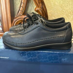 SAS comfort shoes size 7M navy blue